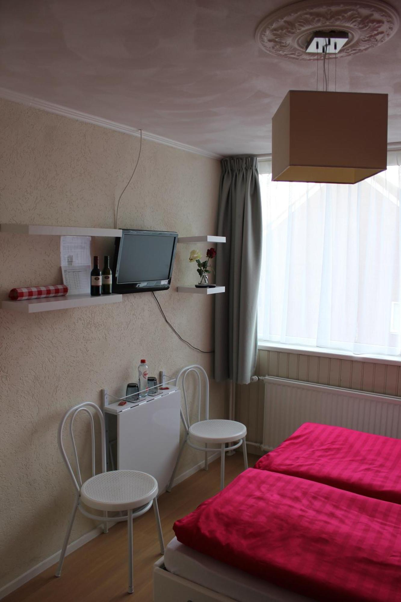 Kerstins Bed And Breakfast Egmond aan Zee Exterior photo